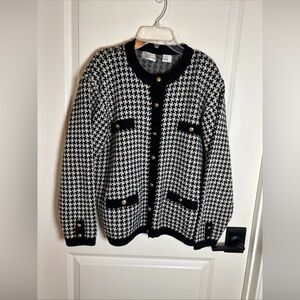 Vtg Karen Scott Women's PL Black White Houndstooth Wool Blend Cardigan Sweater
